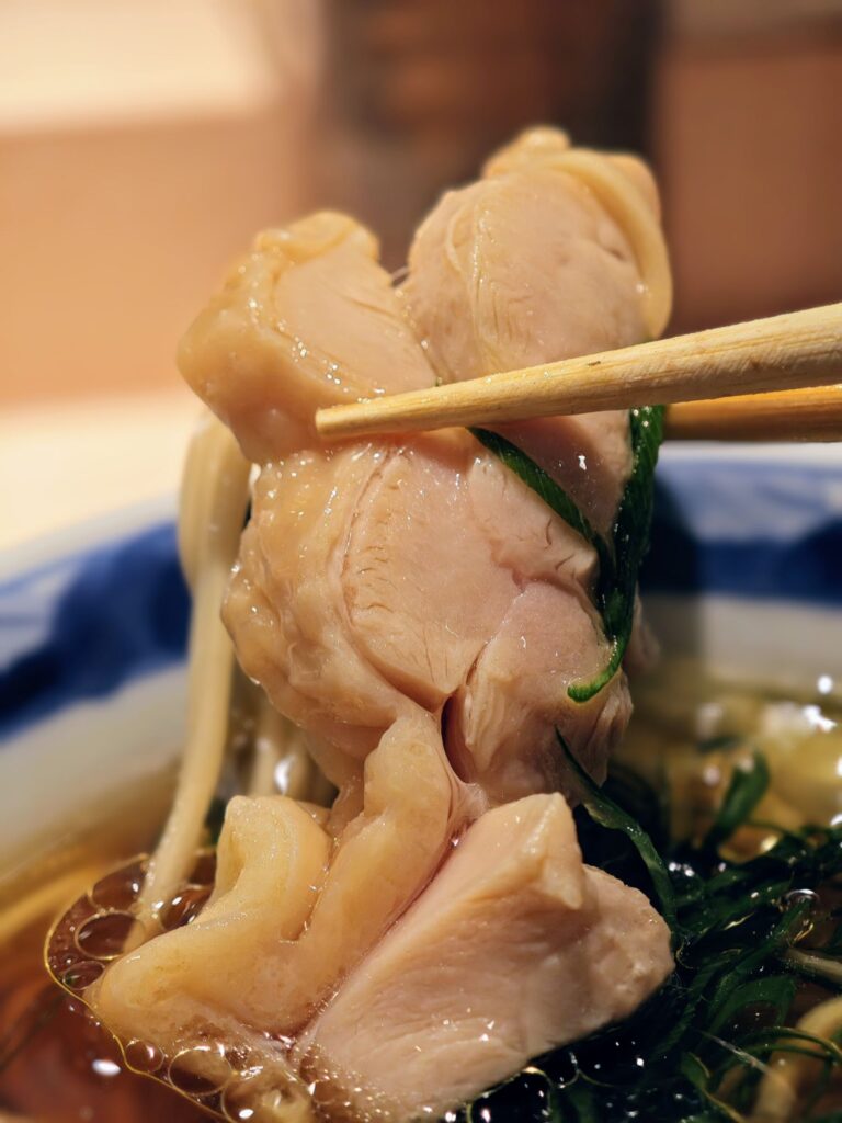 酒亭湯澤の醤油鶏そば